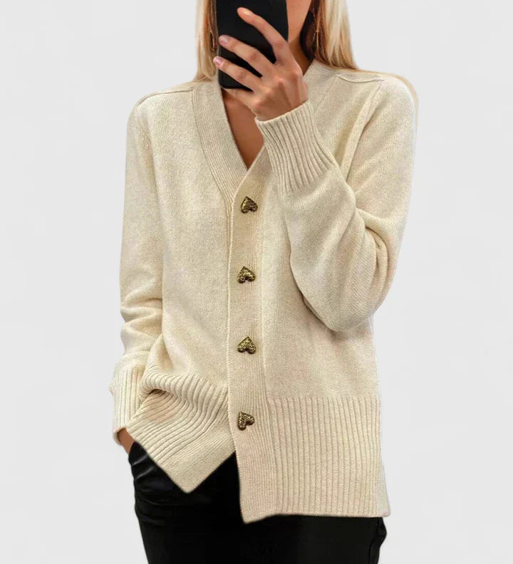 Kateřina - Pletený kardigan s knoflíky ve tvaru srdce