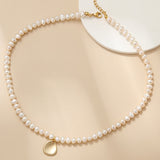 Náhrdelník s velkými perlami ve tvaru hvězdy