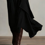 Karolína ❘ Asymetrické plisované maxi šaty s vysokým límcem